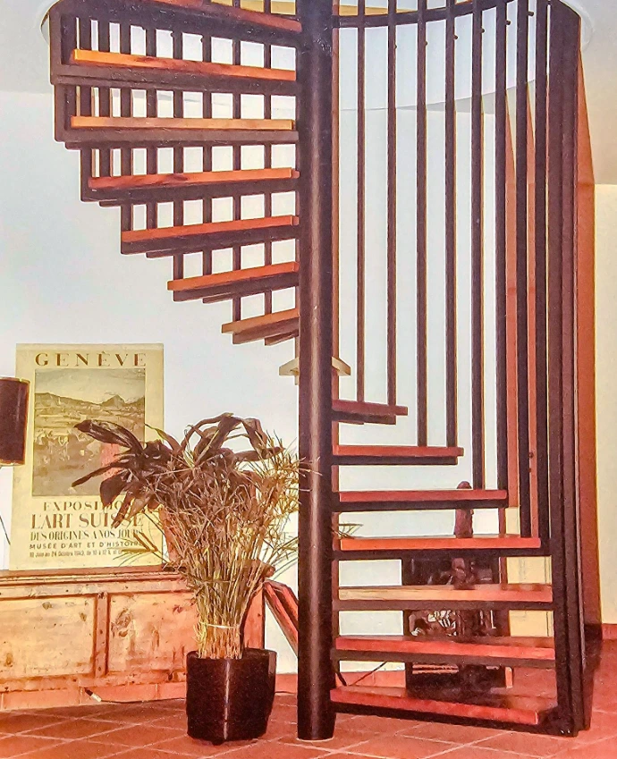 Escalier intérieur colimaçon